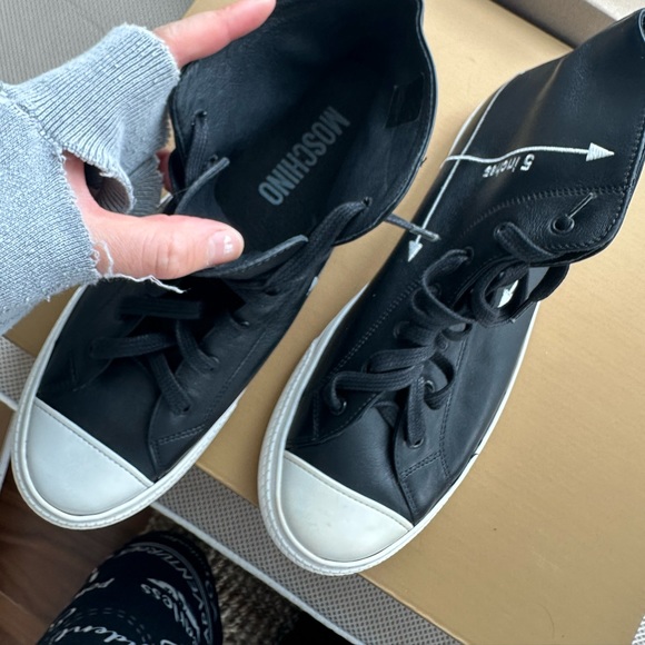 Brand New Moschino EU 42 Genuine Leather Men Sneaker - Picture 3 of 12